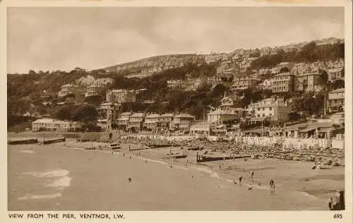 PC18489 Blick vom Pier. Ventnor. I.W. Dean. Die Bucht. Nr. 695