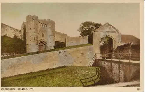 PC20280 Carisbrook Castle. I.W. The Bay