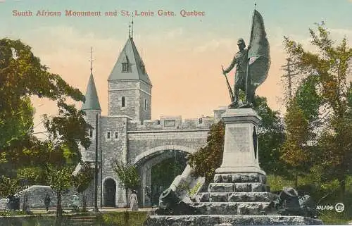 PC18681 Südafrikanisches Denkmal und St. Louis Gate. Quebec. Valentinstag