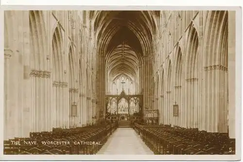 PC16660 Das Schiff. Kathedrale von Worcester. RP. 1940