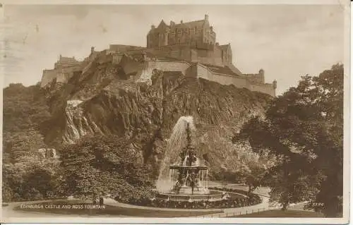 PC22045 Edinburgh Castle und Rossbrunnen. Valentinstag. Nr. 3394. RP. 1937