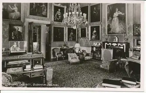 PC22354 großer Schrank. Schloss Blenheim. RA. Nr. 9838. RP