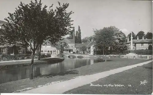 PC19390 Bourton auf dem Wasser. Butt. Nr. 18