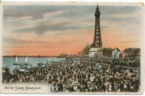 PC17190 im Sand. Blackpool. Royal Serie. 1914