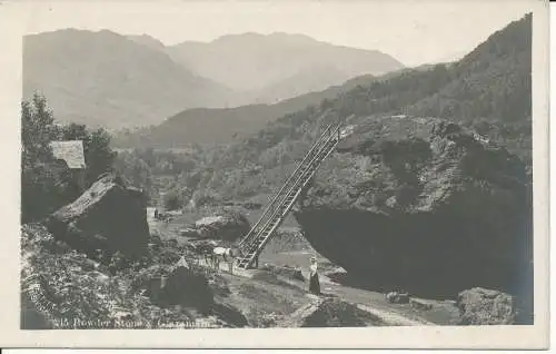 PC19471 Bowder Stone und Glaramara. Pettitt. Keswick. Nr. 215