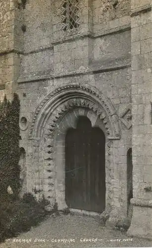 PC23128 Norman Tür. Clymping Church. Weiß