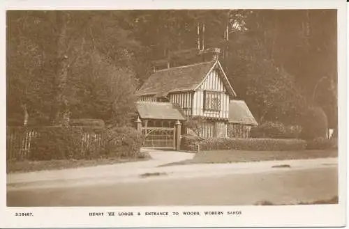 PC23104 Henry VII Lodge und Eingang zum Wald. Woburn Sands. RP