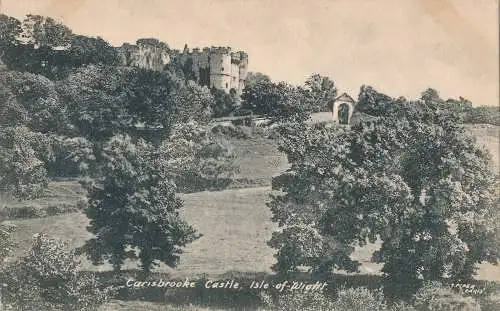 PC47421 Carisbrooke Castle. Isle of Wight. T. Piper