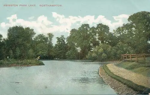 PC65619 Abington Park Lake. Northampton. Hartmann