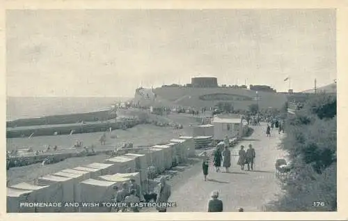 PC64602 Promenade und Wunschturm. Eastbourne. Percy G. Pratt. RP. 1956