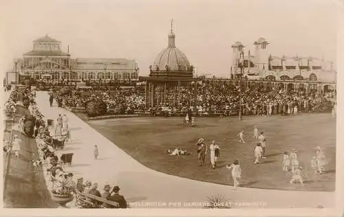 PC63723 Wellington Pier Gardens. Tolles Yarmouth. RP. 1929