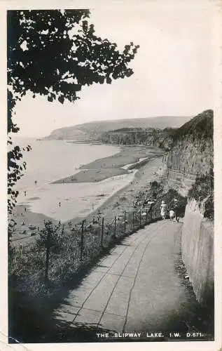 PC66573 The Slipway Lake. I.W. Dean. Die Bucht. RP