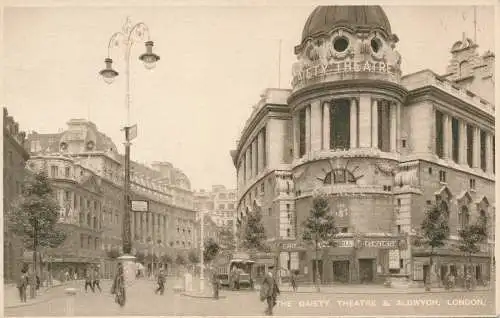 PC64700 The Gaiety Theatre und Aldwych. London