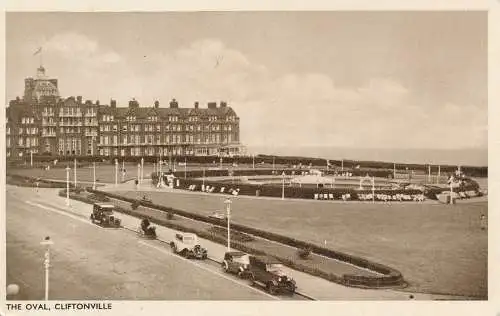 PC63922 Das Oval. Cliftonville. M. und L. National