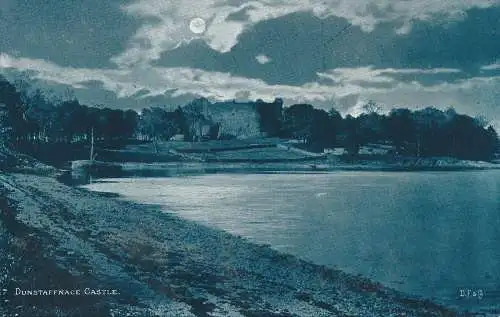 PC66638 Dunstaffnace Castle. Von Moonlight. P. und W.M