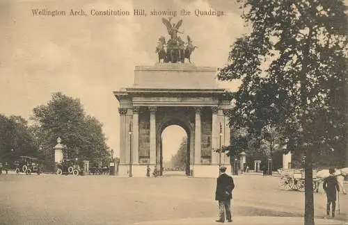 PC66858 Wellington Arch. Constitution Hill mit der Quadriga. N.L.P.P