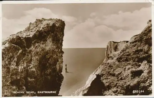 PC64831 Strandkopf. Eastbourne. Valentinstag. RP. 1956