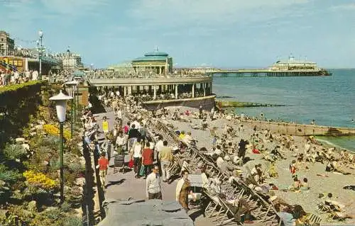 PC67132 Bandständer und Pier. Eastbourne. Nr. PT3137. 1969