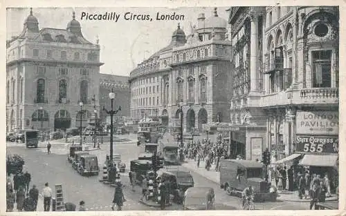 PC68127 Piccadilly Circus. London. 1952