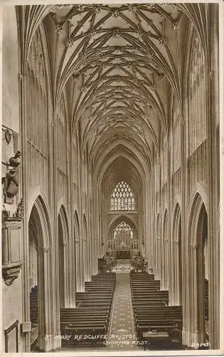 PC67910 St. Mary Redcliffe Bristol. Blick nach Osten. E. Fearn. RP