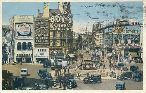 PC69139 Piccadilly Circus. London. Dennis. 1953