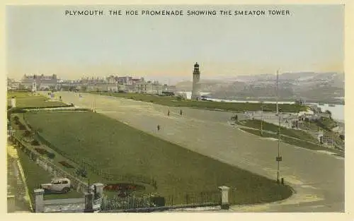 PC70776 Plymouth die Hackenpromenade mit dem Smeaton Tower. Dennis