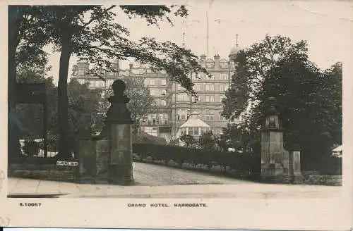 PC71557 Grand Hotel. Harrogate. Kingsway. RP. 1924