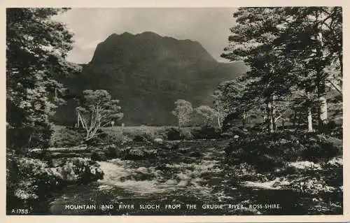 PC70951 Berg und Fluss Slioch vom Grudie River Ross Shire. Weiß. Am besten