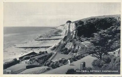 PC69763 Holywell Retreat. Eastbourne. Nr. 200