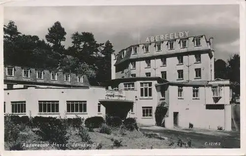 PC71174 Aberfeldy Hotel. Trikot. C.I. Sennett und Whinnerah. RP. 1951