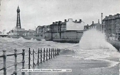 PC71057 Raues Meer. Zentrale Promenade. Blackpool. 1963