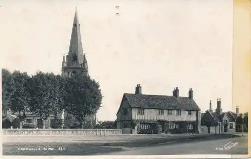 PC69630 Cromwells House. Ely. Walter Scott. RP