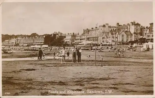 PC70263 Sand und Esplanade. Snowdon. I.W. Ventnor. RP. 1926