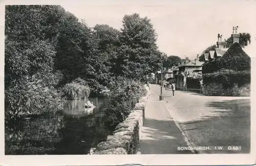 PC71817 Bonchurch. I.W. Dean. Die Bucht. RP. 1952