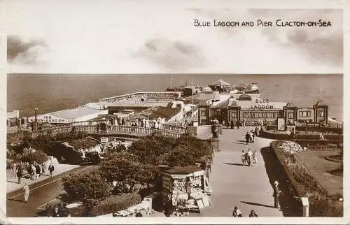 PC70640 Blaue Lagune und Pier. Clacton auf See. RP. 1939