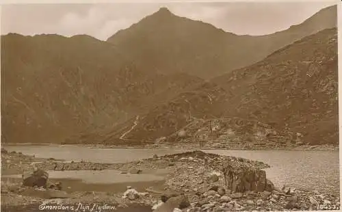 PC72227 Snowdon und Llyn Llydaw. Harvey Barton