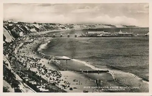 PC72582 Pier und Sands von West Cliffs. Bournemouth