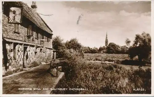 PC73356 Harnham Mill und Kathedrale von Salisbury. Valentinstag. Nr. H.4126. RP. 1958