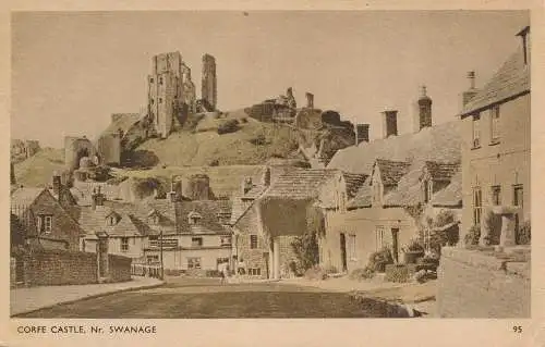 PC73894 Corfe Castle. Nr. Schwanage. Dearden und Wade. Sunny South