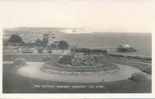 PC75363 The Battery Gardens. Sandown. I.W. Dean. Die Bucht. RP. 1953