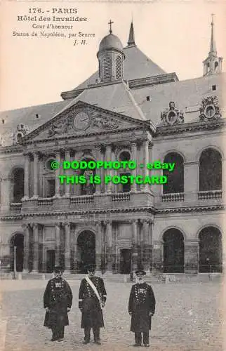 R529624 Paris. Hotel de Invalides. Ehrengericht. Napoleonstatue von Seurre