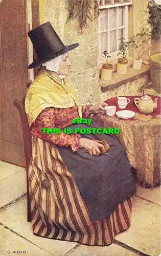 R605234 Eine walisische Frau trinkt Tee. Photochrom