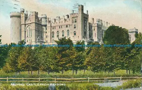 R029826 Schloss Arundel von Wiesen. 1945