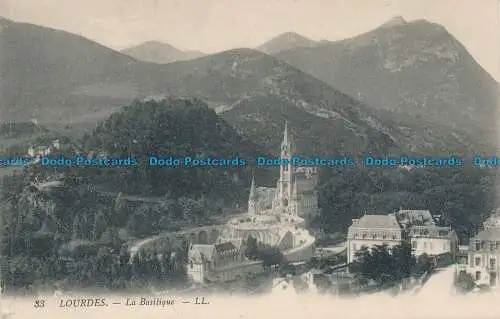 R030379 Lourdes. Die Basilika. LL. Nr. 33