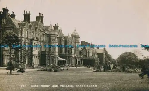 R029896 Westfront und Terrasse. Sandringham. H. Beschichtungen. 1923