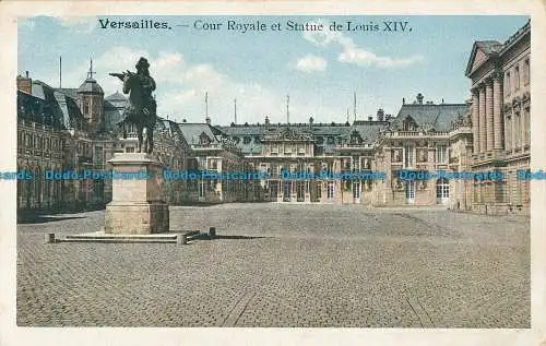 R030516 Versailles. Königlicher Hof und Statue Ludwigs XIV. B. Hopkins