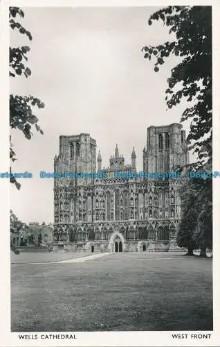 R032592 Wells Cathedral. Westfront. RP