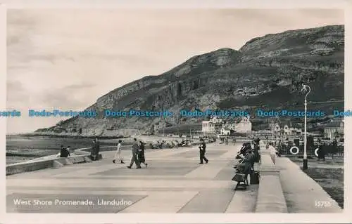 R032722 Westküstenpromenade. Llandudno. Lachs. RP. 1950