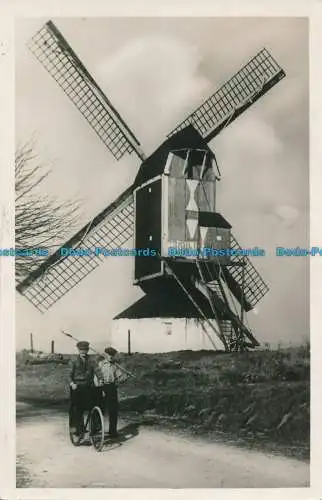 R033908 Van der Horst te s Gravenhage in Holland. 1947