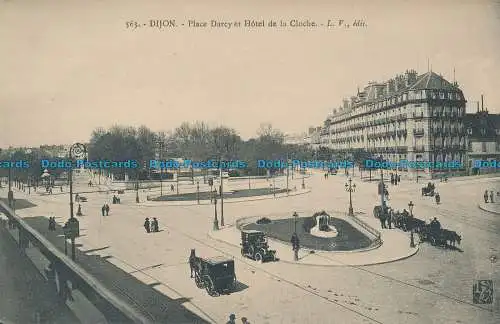 R033379 Dijon. Place Darcy und Hotel de la Cloche